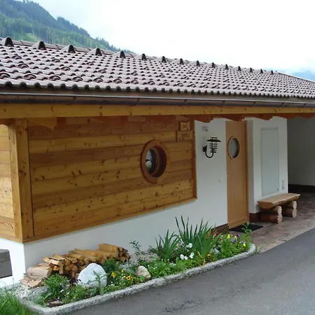 Cozy With Sauna In Wald im Pinzgau