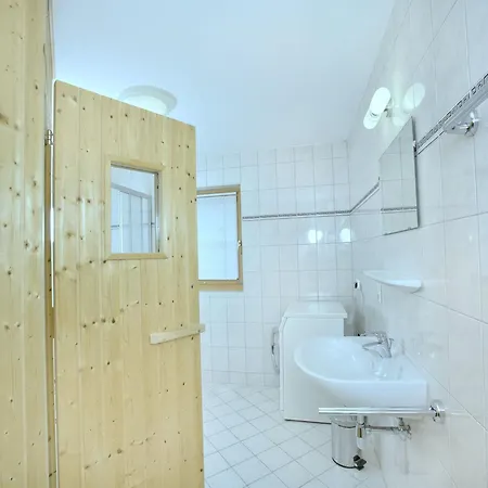 شاليه Cozy With Sauna In